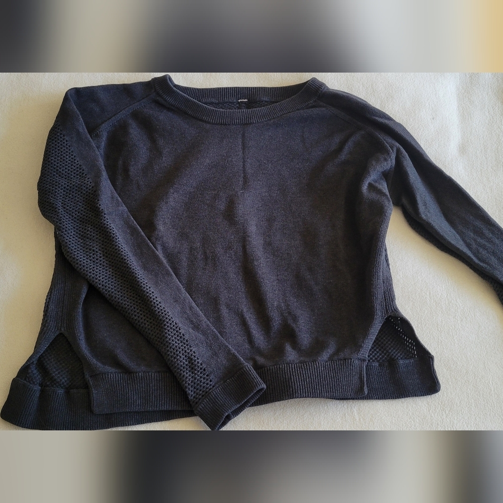Grey Lululemon cotton sweater size 6